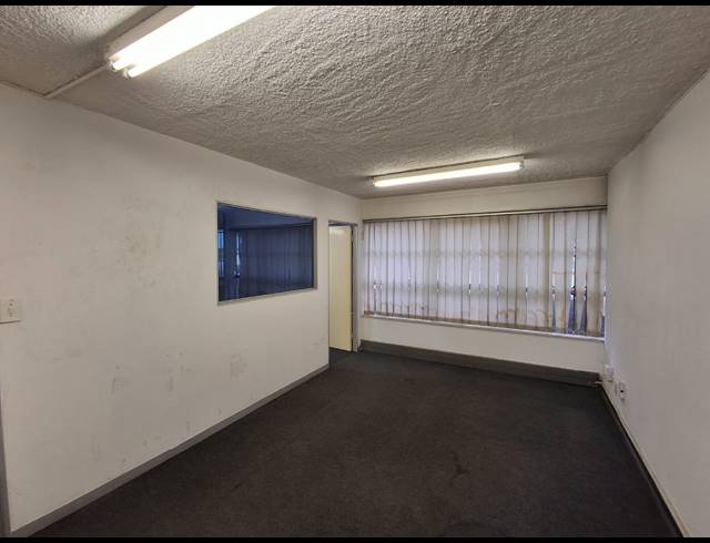 470M² WAREHOUSE TO LET IN BENROSE